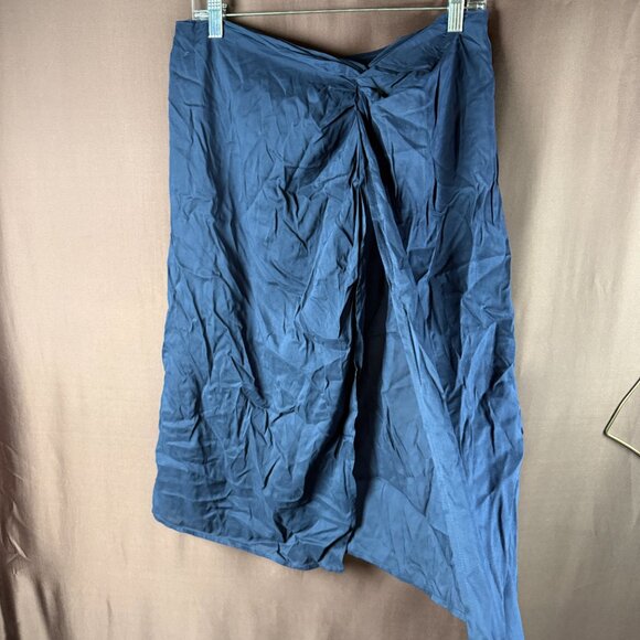 Lands'‎ End Women's M-L LONG Deep Sea Navy Twist Front Knee Length Swim Skirt - Picture 2 of 6